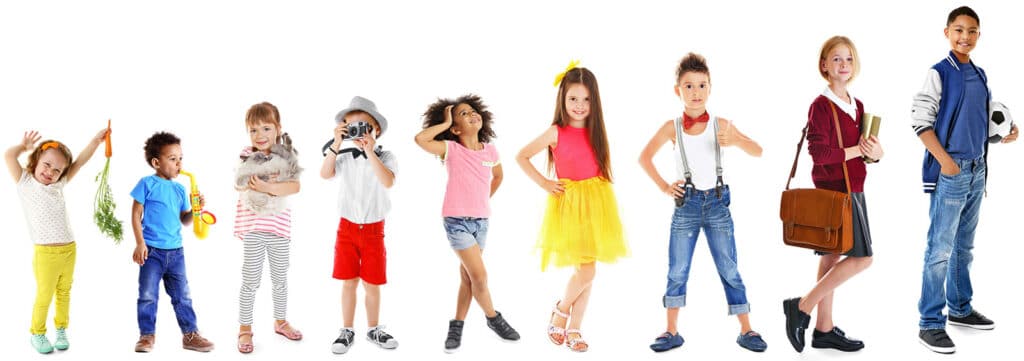 Children in a row smiling